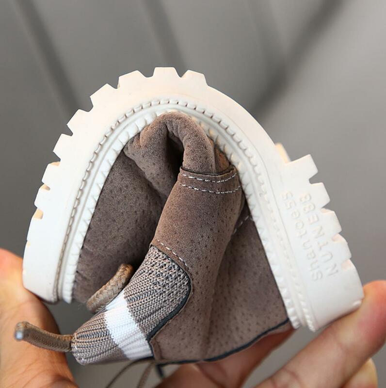 Autunno inverno neonati maschi scarpe 1-6 anni bambini Martin stivali in pelle tinta unita impermeabile all'aperto Casual Sneakers stivaletti