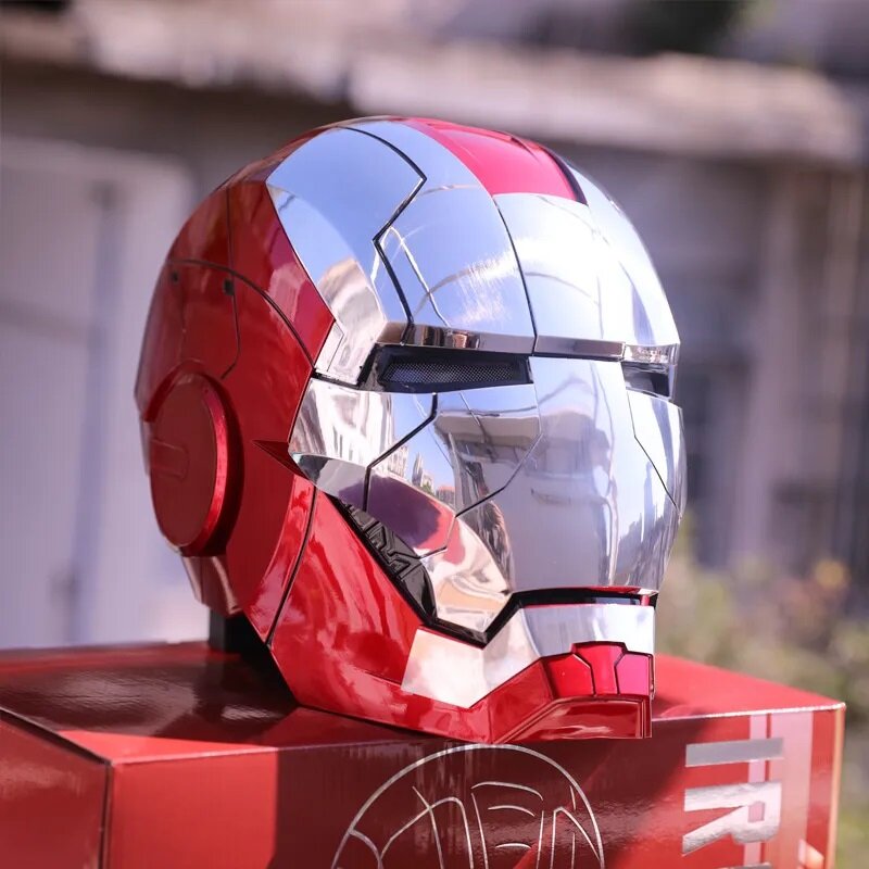Iron Man Tony Helm Listrik Multi-piece Pembukaan dan Penutupan Kontrol Suara Bahasa Inggris 1:1 Dpt Dipakai Abs Gambar Mainan Boneka Hadiah