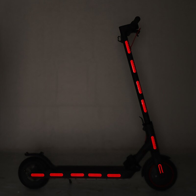 สติกเกอร์สะท้อนแสงสำหรับ Ninebot MAX ที่หุ้มล้อหลัง G30อุปกรณ์เสริมสำหรับสกู๊ตเตอร์4ชิ้นสีแดง