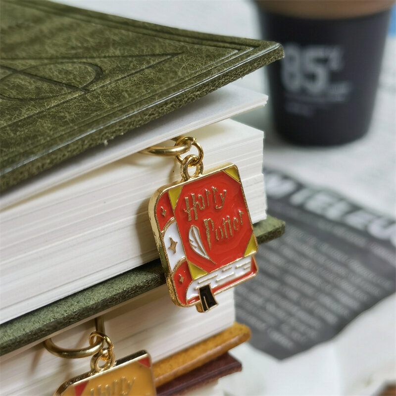 INS clip di carta a forma di libro simpatico segnalibro Ins Style Book Decoration Notebook Planner accessori