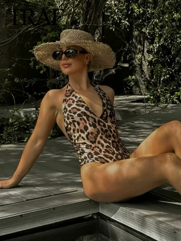 TRAF 2024 Summer Female Sexy Leopard Print tuta Fashion Holiday Beach Outfit Trendy scollo a V Slim tutine corsetto Chic Playsuit
