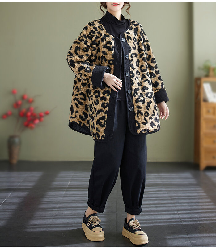 Jaket wanita Korea motif macan tutul, mantel wol domba tebal longgar musim gugur dan musim dingin 2023, mantel kancing tunggal
