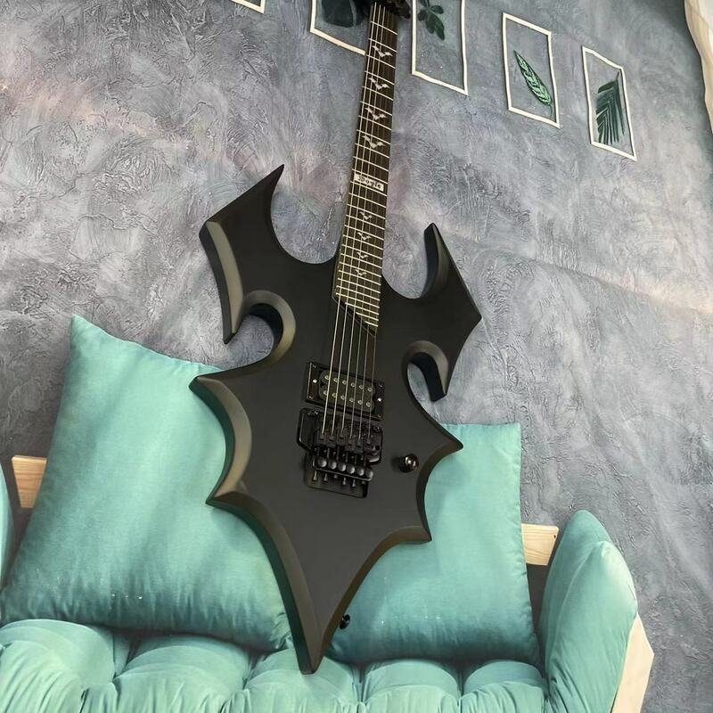 6-string electric guitar, matte black bat style body, rosewood fingerboard, maple track, real factory pictures, can be shipped w