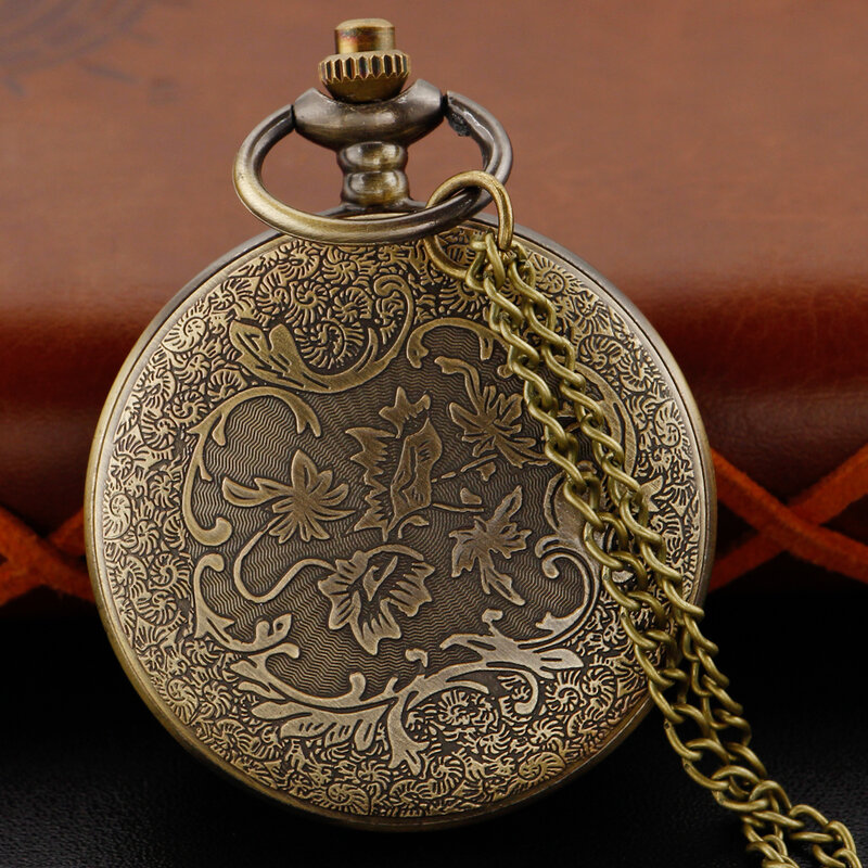 Antique Reindeer 3D Embossed Quartz Pocket Watch Vintage Men's Fob Chain Watch Clock Hunter Best Commemorative Gift
