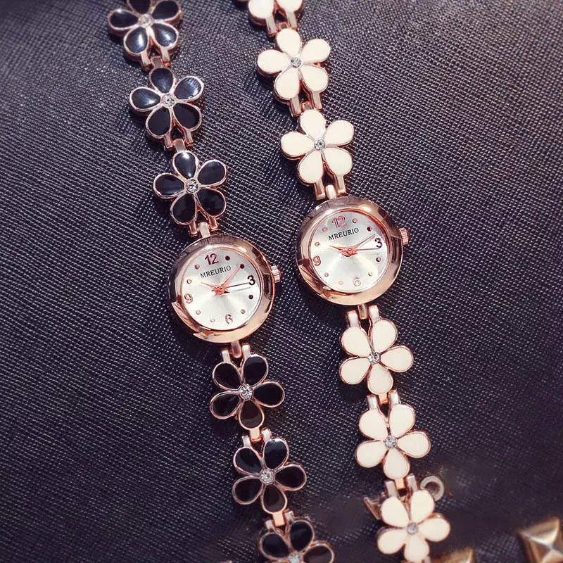 Модные женские часы с маленьким свежим простым цветочным браслетом