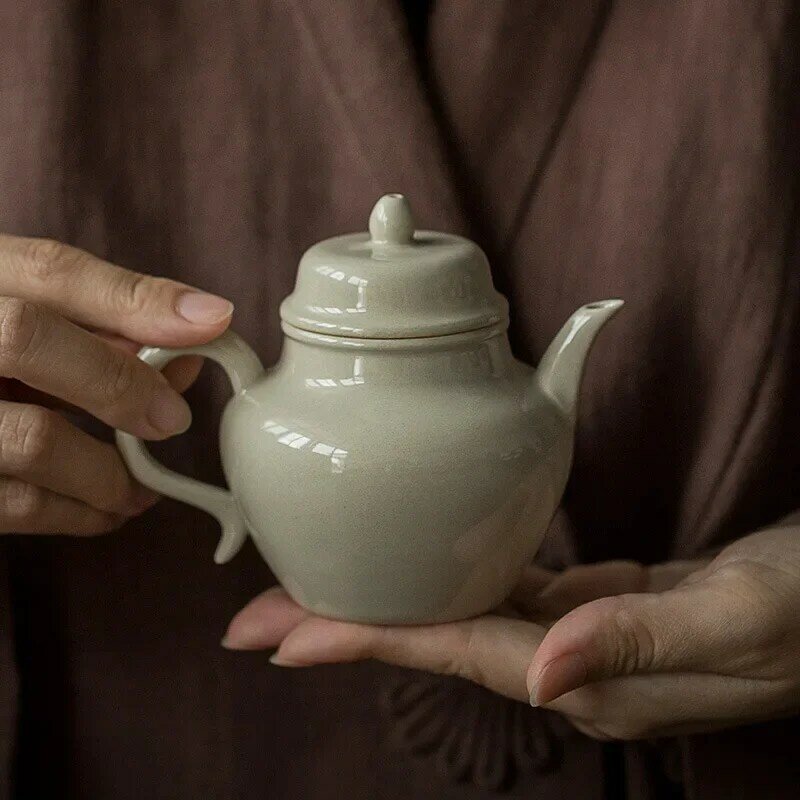 Jingdezhen-Tetera de Kung Fu con orificio de filtro hecho a mano, juego de té de plantas grises, Tetera de cerámica de una sola olla, Simple y Simple