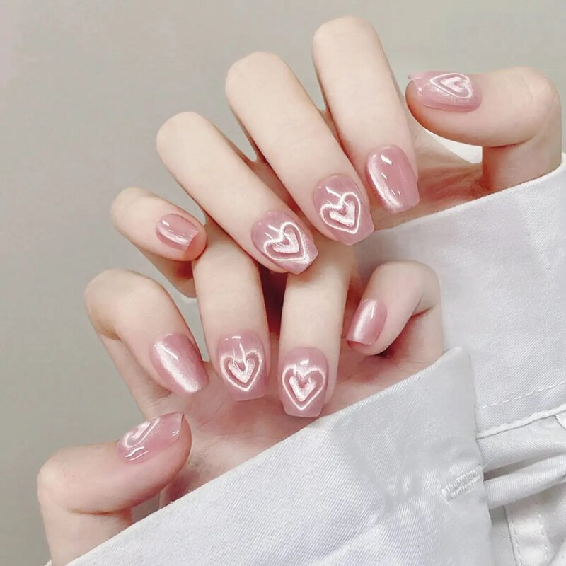 10 szt. Różowych kocich oczu sztuczne paznokcie ręcznie robiona prasa na paznokciach miłość serce wzory pełne pokrycie fałszywych paznokci wskazówki dla kobiet DIY Manicure