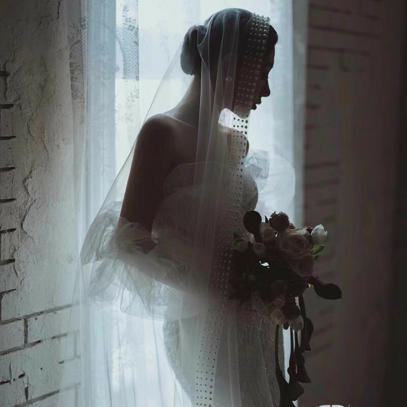 Pearls Edge Wedding Veils Long Cathedral Bridal Veils 1 Tier with Comb Organza Beaded Wedding Dresses Accessories VP92