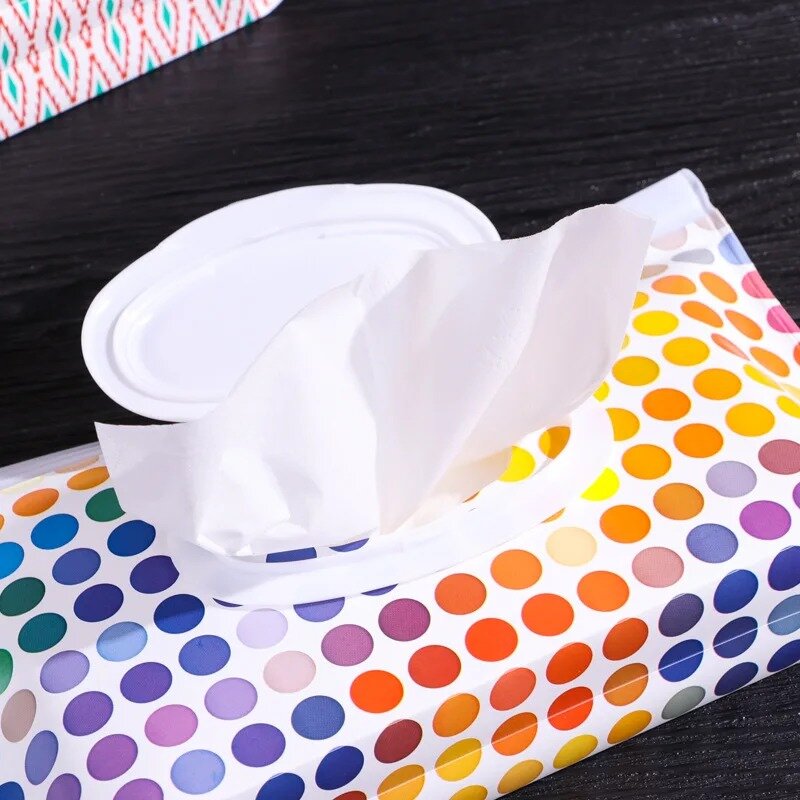 1PCS Eco-Friendly Wet Wipes Portable Bag Baby Wipes Box Wet Wipe Box Cleaning Wipes Bag Clamshell Snap Strap Wipe Container Case