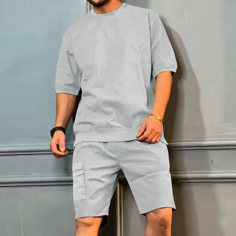 Setelan olahraga musim panas pria, dengan beberapa saku dan celana pendek kasual lima titik lengan pendek