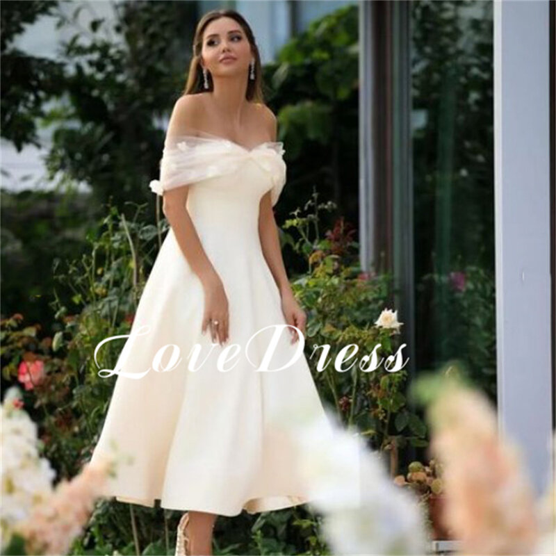 Love gaun pernikahan elegan, gaun pengantin Backless dengan renda indah bahu terbuka, panjang teh A-Line