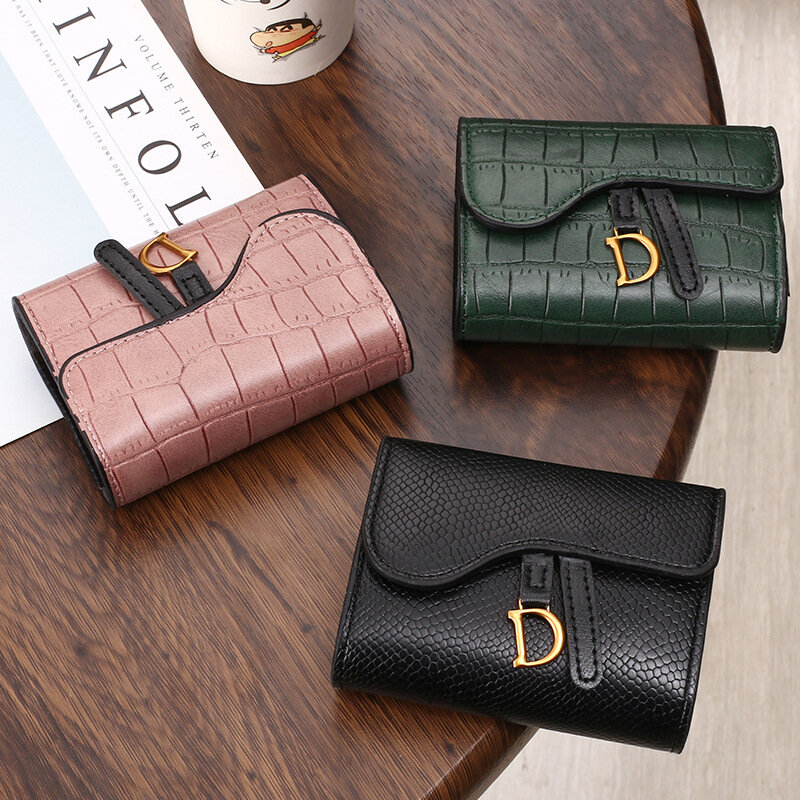 New Women's Wallet Short Purse Buckle Card Bag Simple Folding Women's Wallet PU leathe Women Clutch Purse
