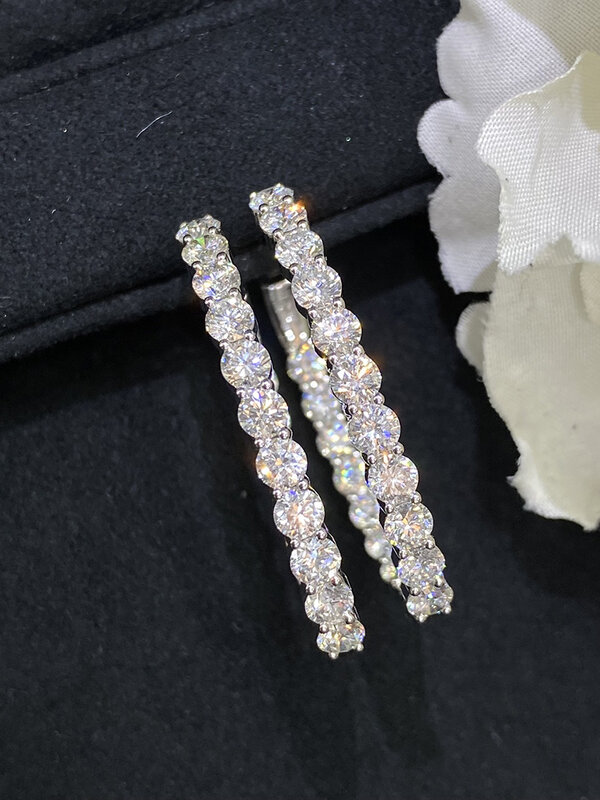 LUOWEND 18K الذهب الأبيض أقراط فاخرة حقيقية الماس الطبيعي موضة الرباط الحفر شكل مجوهرات الزفاف للنساء المشاركة