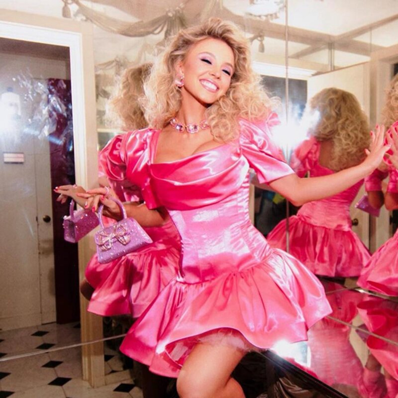 Elegante vestido de fiesta rosa brillante para mujer, manga corta, ceñido al cuerpo, vestidos de cóctel con volantes, ropa bonita hecha a medida