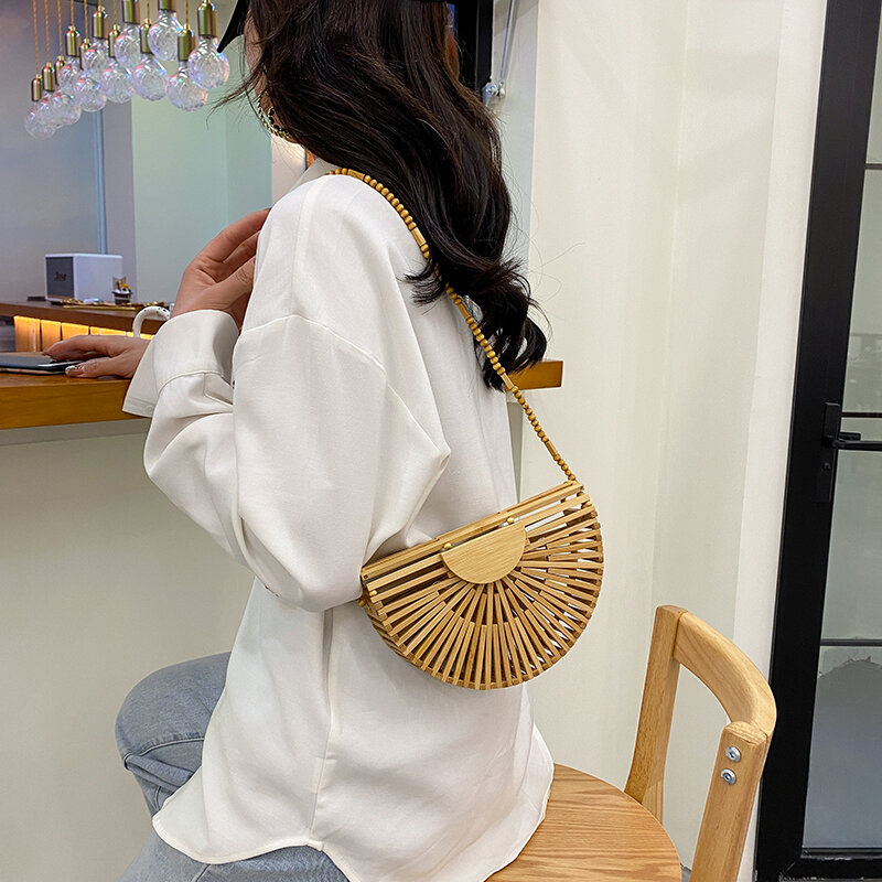 女性のためのビーズの籐のハンドバッグ,カジュアルなボヘミアンスタイルのビーチバッグ,上質な竹のハンドバッグ