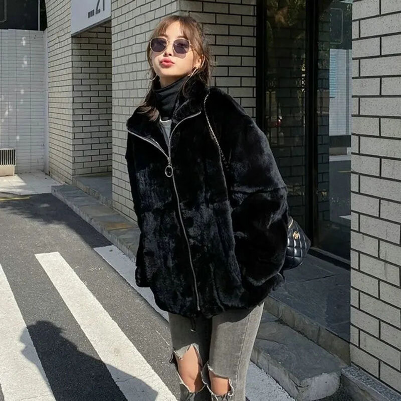 Kobiety koreańska wersja luźny, gruby damskie puszyste futro nowy ciepła moda imitacja futro królika Rex stójka damskie futro