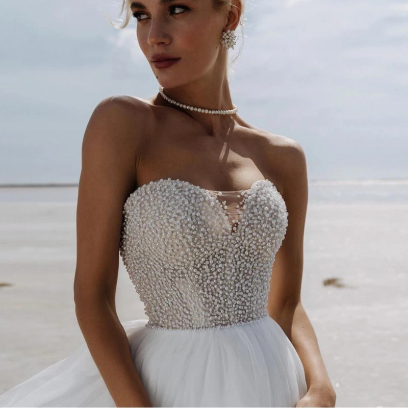 YEEH Beach Strapless Wedding Dress Women Elegant With Pearls Sleeveless Bridal Gowns A-Line Tulle Backless Vestidos De Novia
