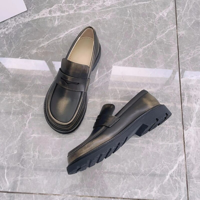 Duża główka skórzane damskie pojedyncze buty z na niskim obcasie gruba podeszwa buty Fu Gu Lofu wsuwane na co dzień