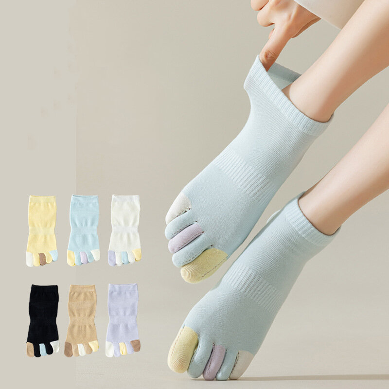 Meias de cinco dedos para mulheres, algodão macio e respirável, bloqueio colorido, dedo do pé dividido, meias curtas esportivas femininas, moda, 1 par