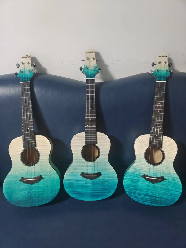 Ukulélé Hawaii Uke Gloss avec sac cadeau, ukulele en érable flammé, bleu nickel é, haute qualité, médiators Super Beauty, prohibe 23 pouces, 1PC