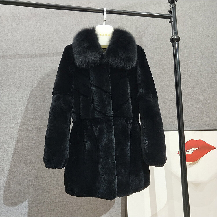 Middle-aged and elderly mother's fur coat 2022 winter new women's whole leather rex rabbit fur mid-length fox fur collar