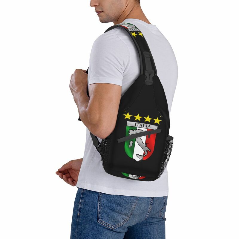 Italia Italy Crossbody Sling Bags Chest Bag Italian Flag Emblem Badge Shoulder Backpack Daypack for Hiking Outdoor Sports Pack