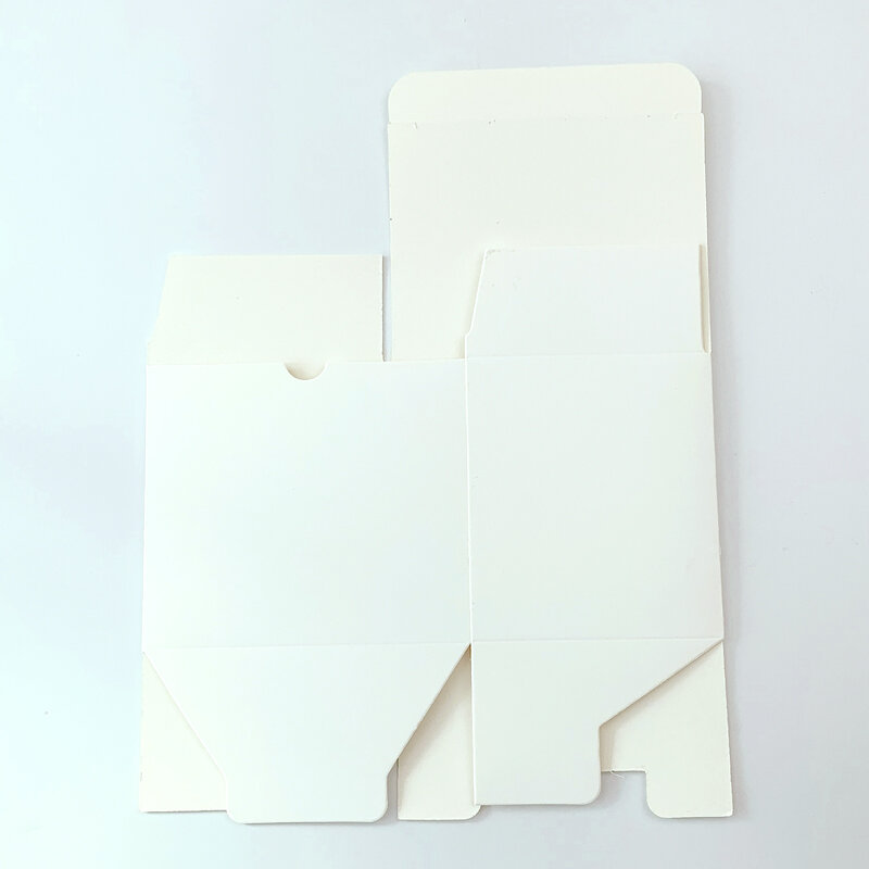 Spersonalizowany produkt niestandardowy kubek pudełeczko pudełko na prezent w kolorze białym od 11 kubek oz