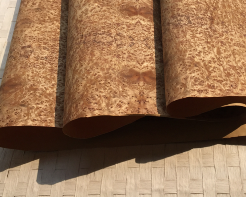 L: 2,5 metros de ancho: 250-550mm T: 0,25mm hojas de chapa de madera de árbol de sellado Natural, papel Kraft en la parte posterior