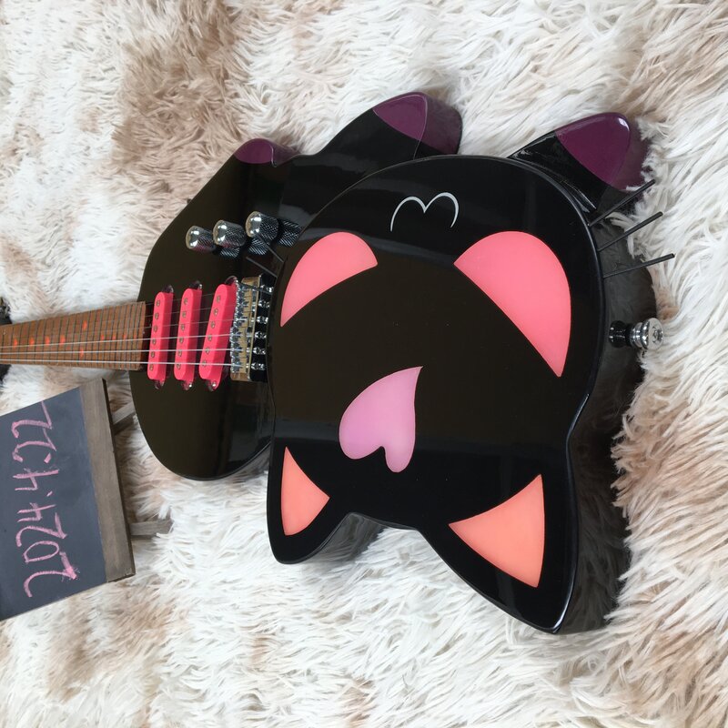 Gratis Verzending Op Maat 6-snarige Elektrische Gitaar Esdoorn Toets In Voorraad Chroom Hardware Guitarra Cat Gitaren