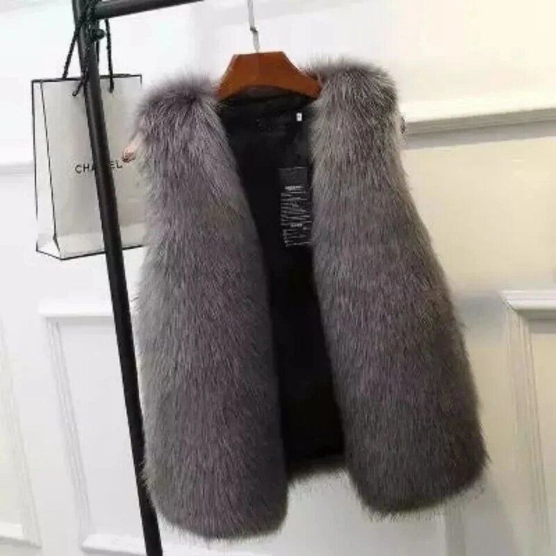 Women Fur Vest 2023 New Female Waistcoat Faux Fox Fur Foat Winter Jackets Large Size Thickened Warm Sleeveless Outerwear Top