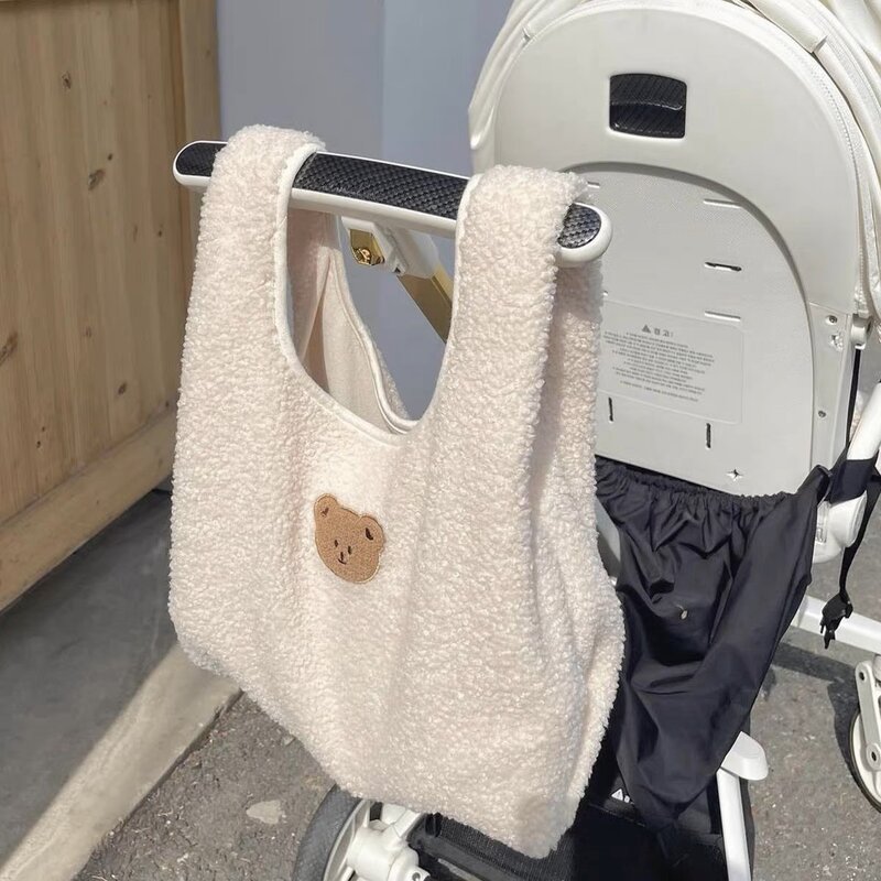 New INS styl skandynawski pluszowa torba z jagnięciną o dużej pojemności przenośne torby do przechowywania wielofunkcyjnego torba na artykuły dziecięce dla matki 2024