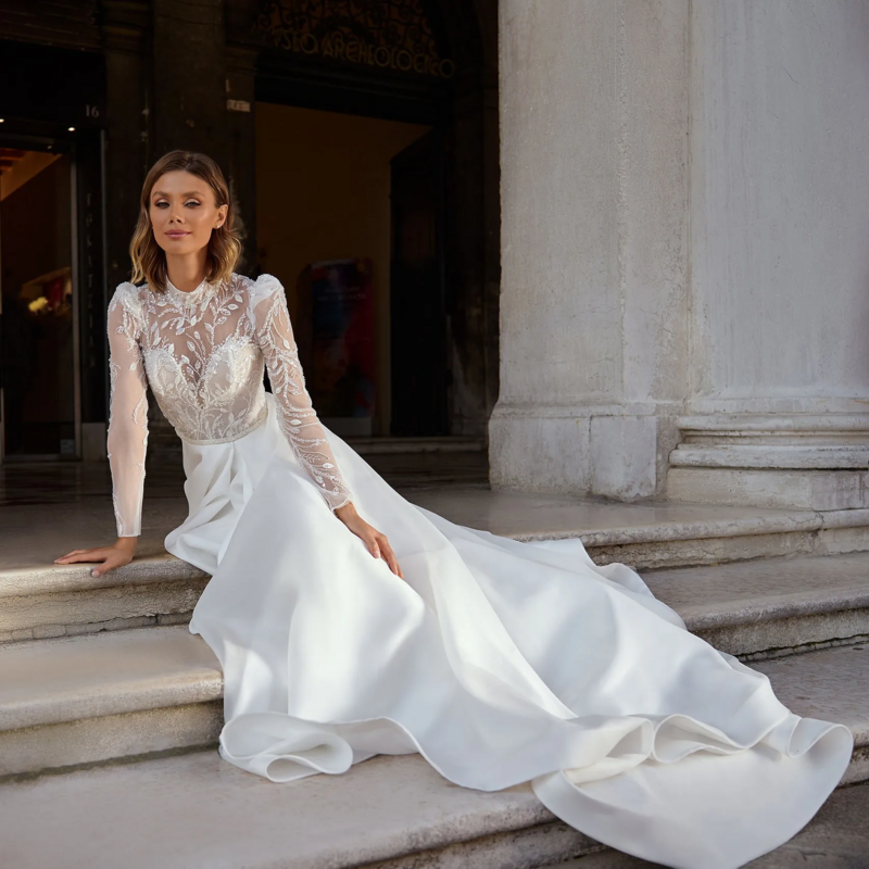 Elegant A Line Wedding Dress Women 2024 Illusion Lace Applique Beaded Long Sleeves Halter High Side Slit Custom Vestido De Novia