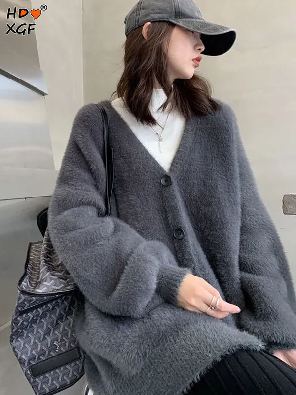 Koreańska moda jednolity kolor imitacja futra z norek płaszcze damskie jesienno-zimowe z dekoltem w szpic sweter dziergany kurtki typu Streetwear