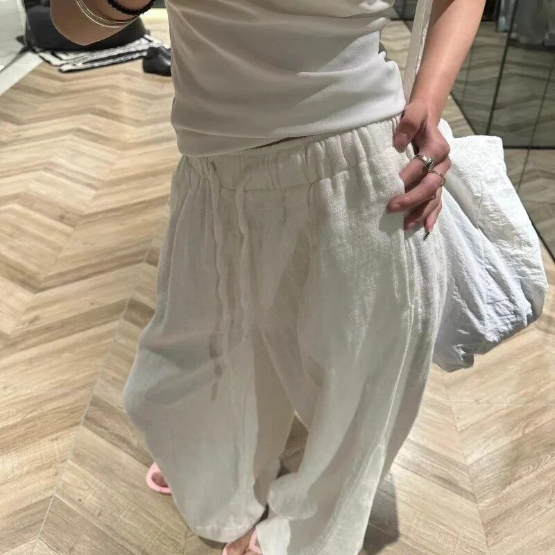 Deeptown กางเกงผ้าลินินสีขาวรุ่นพื้นฐานกางเกงผู้หญิงเอวยางยืด, กางเกงทรงแบ็กกี้ MODE Korea ผู้หญิงบางโอเวอร์ไซส์ลำลองฤดูร้อน