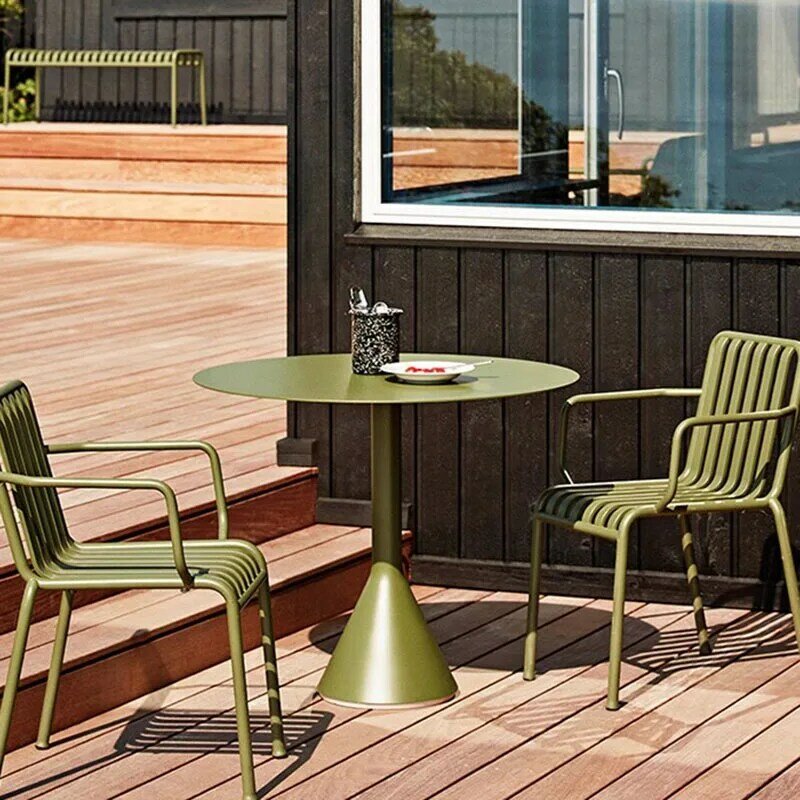 โต๊ะกาแฟเหล็กทรงกลมสำหรับใช้ในห้องนั่งเล่นโต๊ะกาแฟสไตล์นอร์ดิกชุดเฟอร์นิเจอร์ในสวนบาสเก็ตอันสมัย