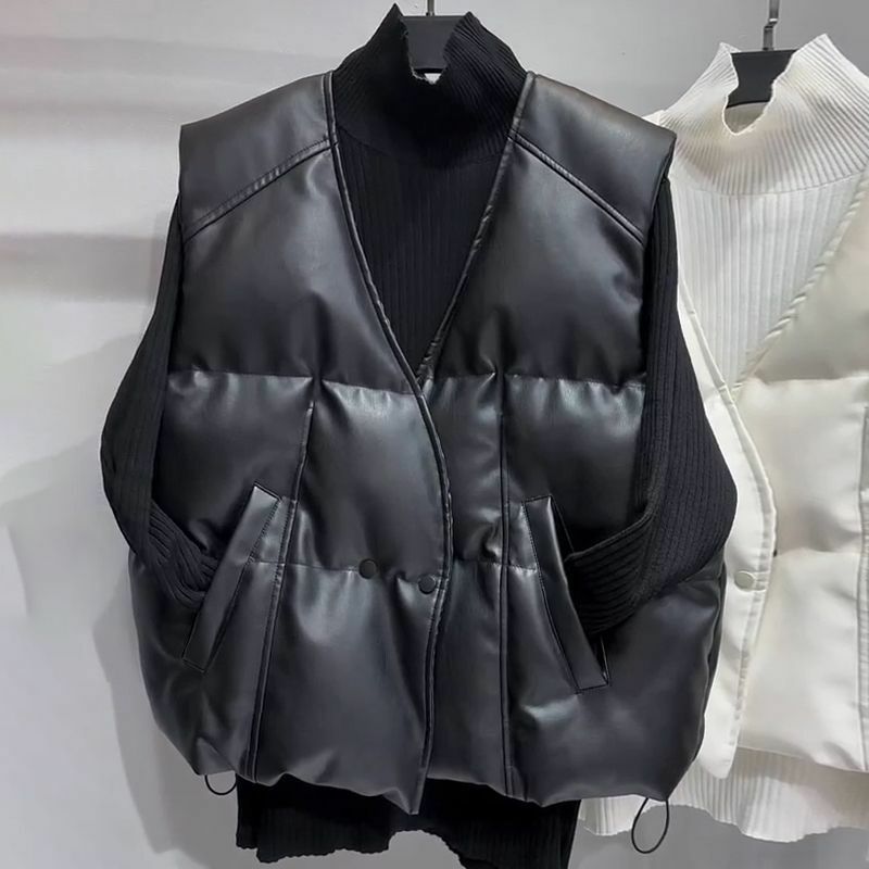 女性のためのファッショナブルな合成皮革のジャケット,ポケット付きのVネックトップ,暖かいスタイリッシュなストリートウェア,秋冬