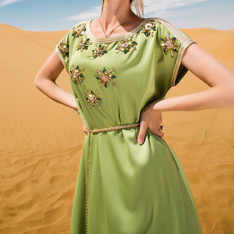 Muslim Dubai Abaya Satin Hand Stitched Drill Short Sleeves Dress for Women O-neck Turkey Islam Vintage Kaftan Muslim Dress Women