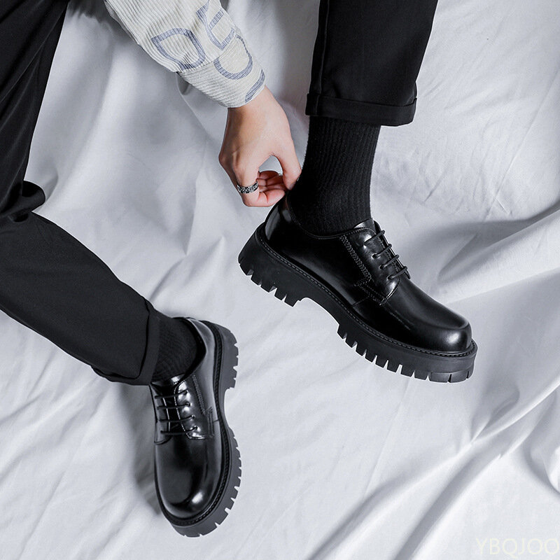 الرجال عالية وحيد منصة أحذية من الجلد عادية رجل اليابان Harajuku الكورية الشارع الشهير موضة الأعمال الزفاف الأحذية الجلدية