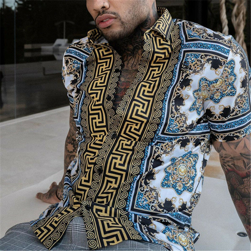 Camisa de manga corta con cuello levantado para hombre, camisa informal ajustada con estampado de cadena dorada, moda de verano, 2021