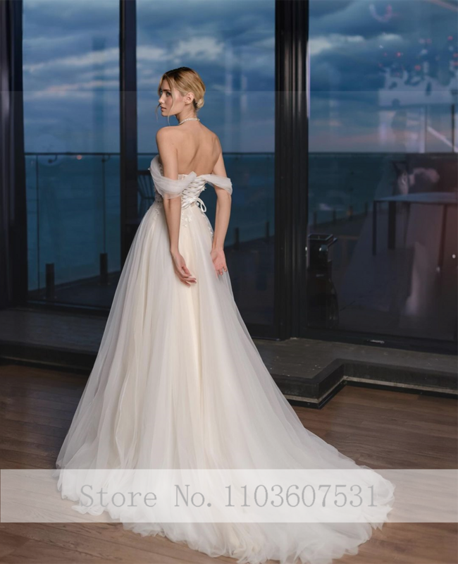 Off the Shoulder Appliques Lace Pleated Wedding Dress for Women Backless A-line Court Wedding Prty Gown vestidos de novia
