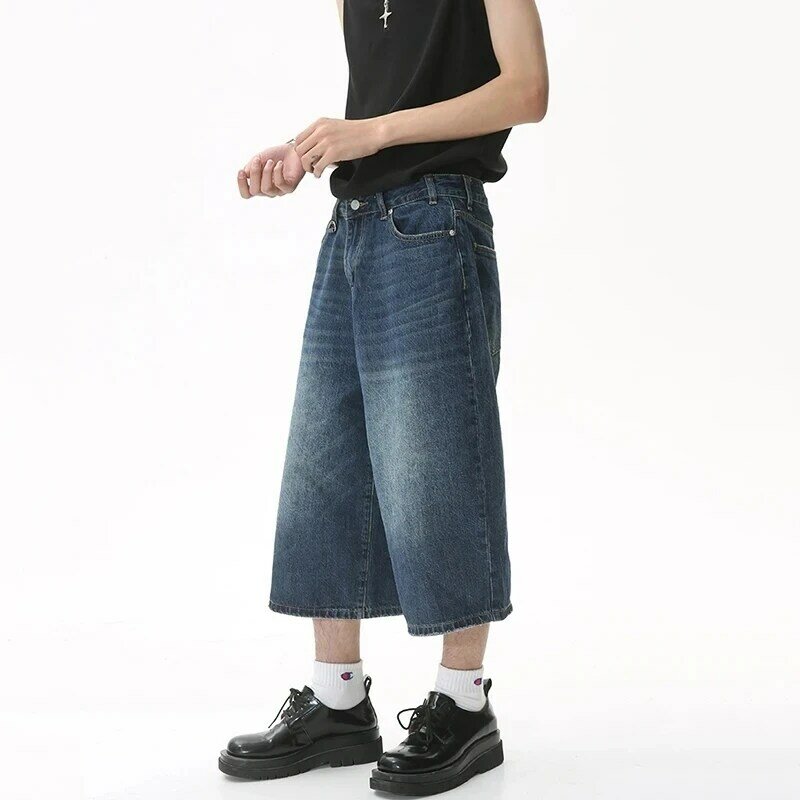 Iefb กางเกงยีนส์ผู้ชายวินเทจสไตล์เกาหลี, กางเกงยีนส์ขายาวยาวถึงหัวเข่าขากว้างกางเกงขาสั้นผ้ายีนส์9A8825แฟชั่นซักใหม่ฤดูร้อน