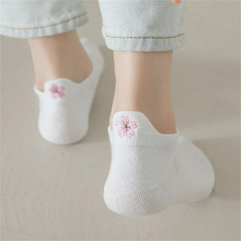Dreamlikelin 5 paia/lotto calzini bianchi in rete traspirante ricamati femminili calzini corti con corona carina Love Bee Sakura Bowknot