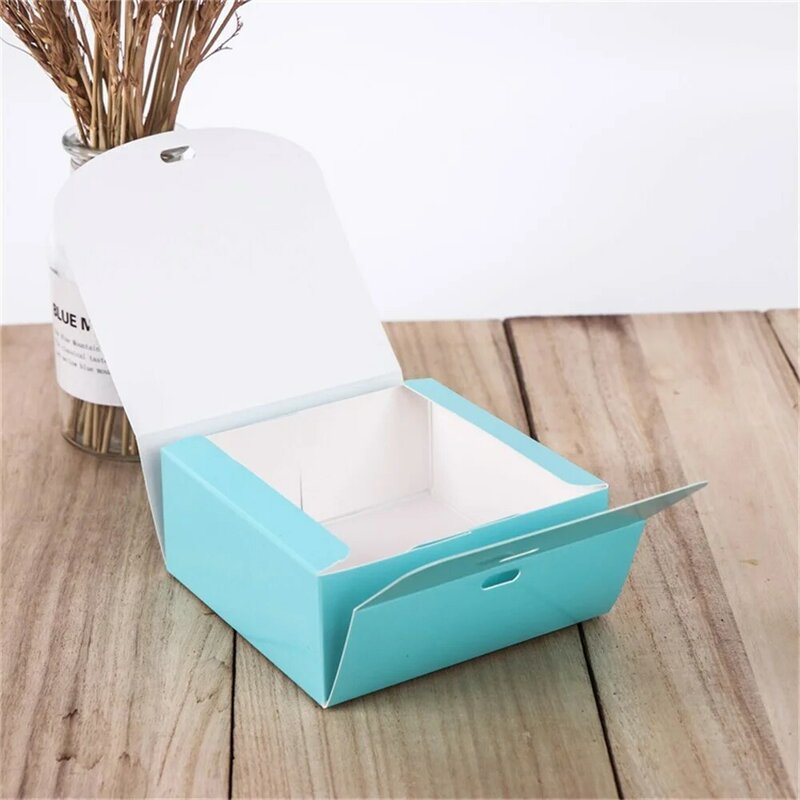 Square Kraft Paper Box Cardboard Packaging Valentine's Day Wedding Easter Party Gift Box With Ribbons Candy Storage