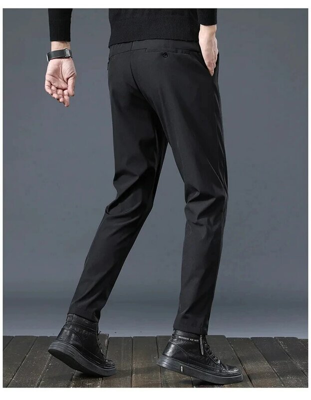 Pantaloni da Golf da uomo primaverili e autunnali pantaloni traspiranti versatili Casual di alta qualità elasticizzati alla moda