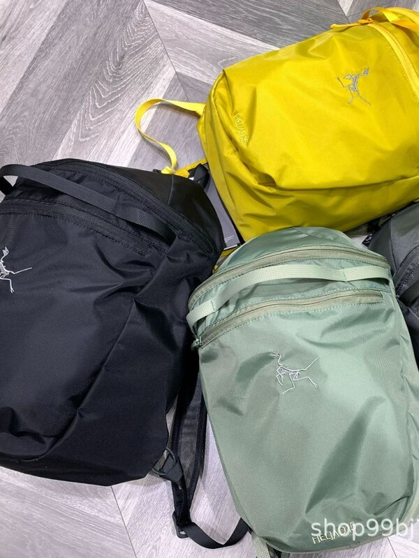 ボーンバード軽量バッグ、防水、登山用ショルダー、15リットル、100新品