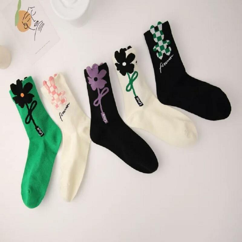 Женские носки с 3D рисунком цветов, осенне-зимние Дышащие Модные повседневные милые кавайные носки средней длины в Корейском стиле Харадзюку