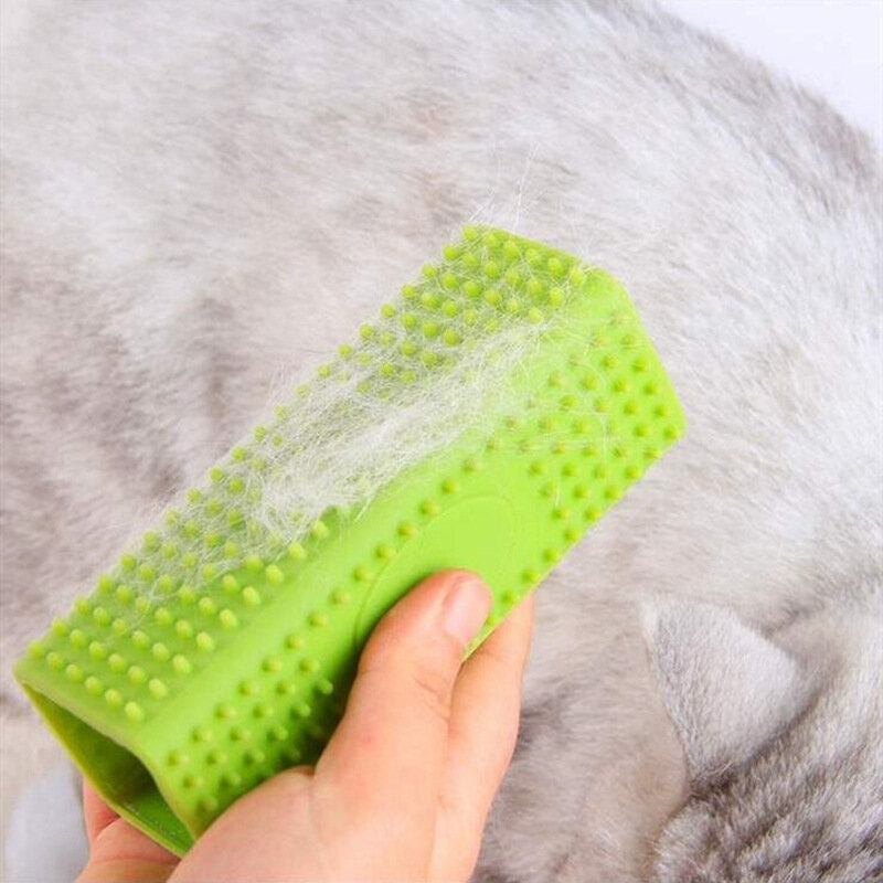 Silicone Hollow Rubber Dog Hair Brush Remover Cars Furniture Carpet Clothes Cleaner Brush for Dogs Pet Supplies Dog Hair Remover