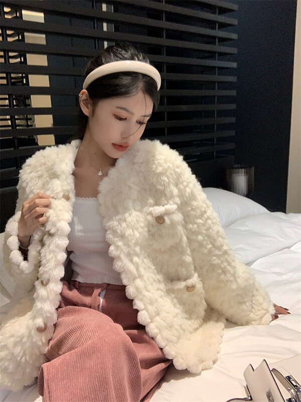 Women's Winter Patchwork Fragrant Warm Lamb Fur Jacket Female Loose Coats