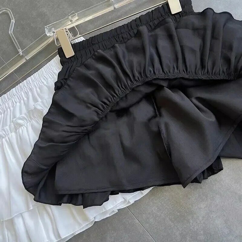 Falda de línea a de estilo Ballet negro para mujer, borde con volantes, cintura elástica integrada, pantalones cortos, tela fina, dulce y esponjosa, moda coreana