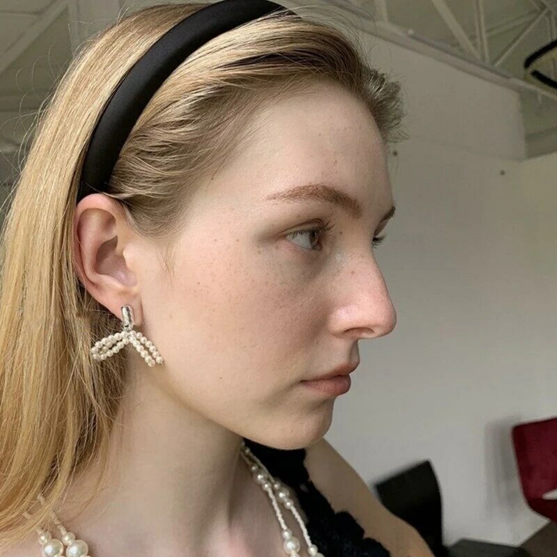 Fashion Dangle Earrings Small Hoop Earrings Elegant Pearl Bowknot Pendant Earrings Statement Jewelry for Women Girl
